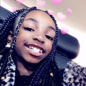 Meet your Posher, Jade